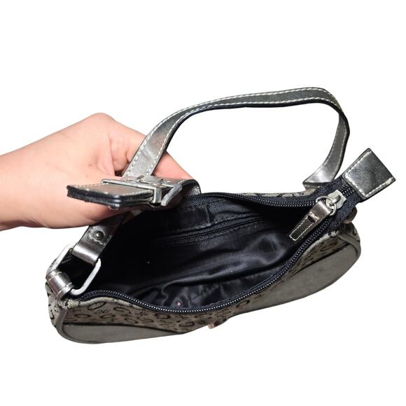 Y2K GUESS Mini Shoulder Bag Grey Monogram Buckle Detail Vintage 2000s McBling - Picture 8 of 9